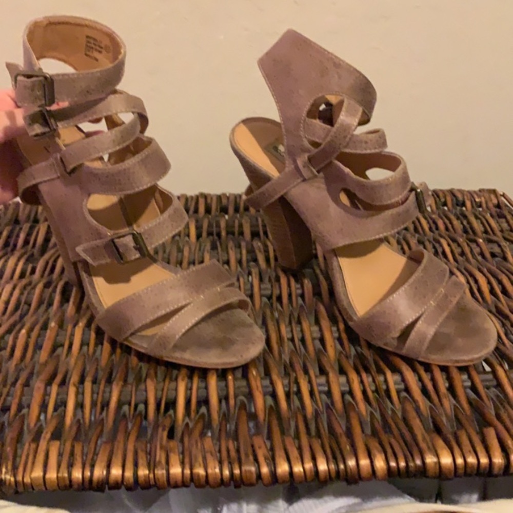 8.5 heels